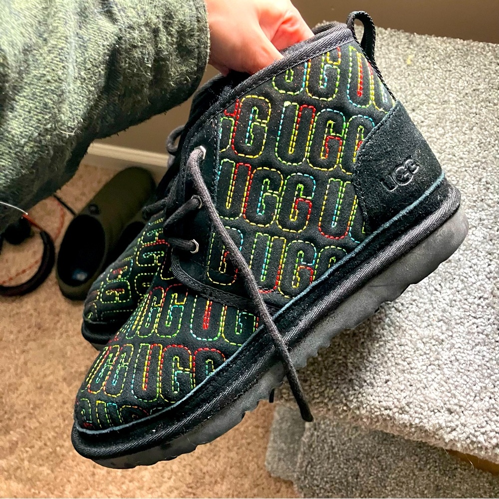 NEW UGG NEUMEL II RAINBOW STITCH LOGO BOOTS